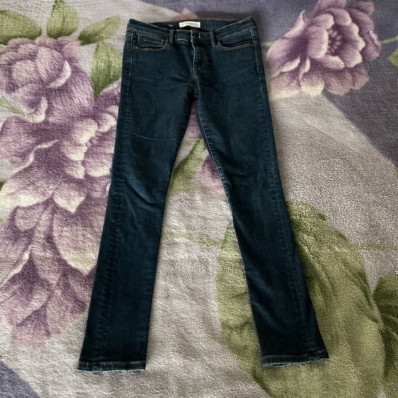 Banana Republic Women’s New Perfect Skinny Premium Denim - Picture 2 of 14